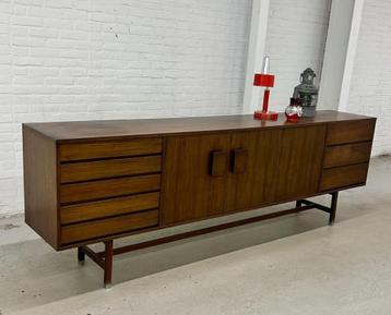 Inger 250 dressoir Inger Klingenberg voor Fristho Franeker beschikbaar voor biedingen