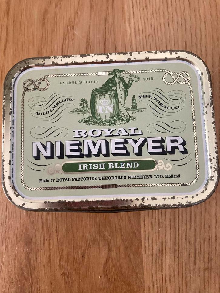 Verzamel blik Royal Niemeyer Oud Blikje 50g Pijptabak - Leeg, Verzamelen, Blikken, Gebruikt, Overige, Overige merken, Ophalen of Verzenden