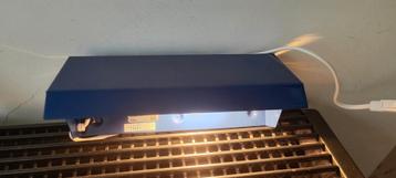 Massive koningsblauw bedlampje/nachtlicht je, 8x21x8,5 cm beschikbaar voor biedingen