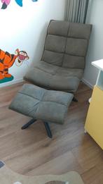 Leenbakker draaifauteuil + hocker, Huis en Inrichting, Ophalen