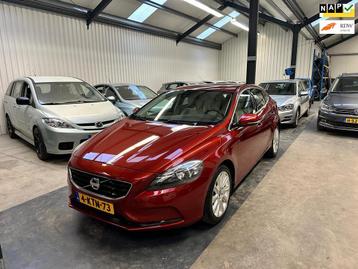 Volvo V40 1.6 T3 Summum beschikbaar voor biedingen