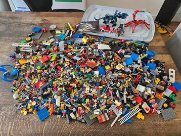 Grote partij Lego incl. opbergcontainer beschikbaar voor biedingen
