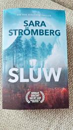 Sara Strömberg - Sluw - Scandinavische thriller, Ophalen of Verzenden, Zo goed als nieuw, Nederland, Sara Strömberg