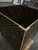 Gratis Kist 105 cm x 105 cm 115 cm hoog, Doe-het-zelf en Verbouw, Kratten en Dozen, Ophalen, Westerndecp, 100 cm of meer, 60 cm of meer