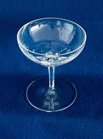 Glas 11 cm hoog kristal Cocktailglas Coupe Vintage, Antiek en Kunst, Ophalen