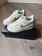 Nike Air Force 1 Shadow Sail Fossil - Maat 40,5, Beige, Nike, Nieuw, Ophalen of Verzenden