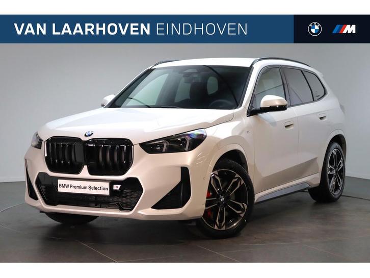 BMW X1 sDrive20i M Sport Automaat / Trekhaak / Sportstoelen, Auto's, BMW, Bedrijf, Te koop, X1, Achteruitrijcamera, Alarm, Bochtverlichting