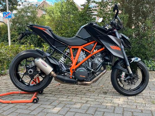 KTM 1290 Superduke r 2015, Motoren, Motoren | KTM, Particulier, Naked bike, meer dan 35 kW, 2 cilinders, Handvatverwarming, Sportuitlaat