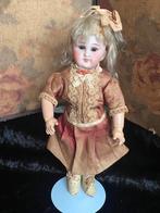 SCHITTEREND ANTIEK POPJE S&H 749, Ophalen of Verzenden