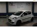 Peugeot 107 1.0 Active / 5 Drs / NW MODEL / AIRCO !, Voorwielaandrijving, Euro 5, Gebruikt, 4 stoelen