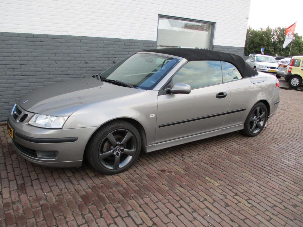 Saab 9-3 Cabrio 2.0t Vector, Auto's, Saab, Voorwielaandrijving, 1998 cc, Gebruikt, 4 cilinders