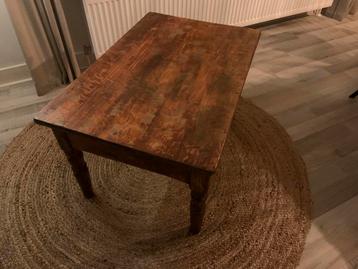 Antieke oude salontafel 