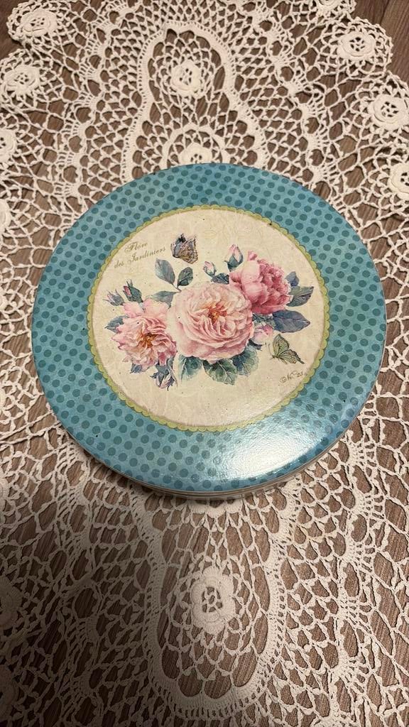 CLAYRE +EEF TROMMEL SWEET ROSES SERIE, Antiek en Kunst, Ophalen of Verzenden