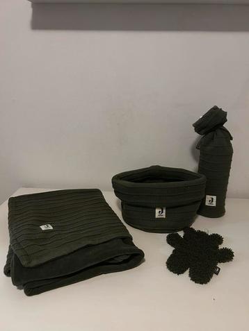 Jollein Set: Mandje, Kruikzak, Knuffel, Wiegdeken beschikbaar voor biedingen