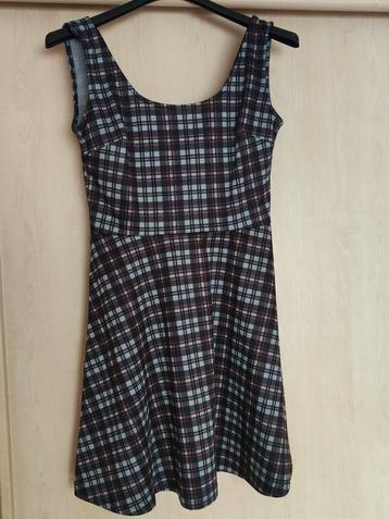Geruite Jurk Maat S - Mouwloos beschikbaar voor biedingen