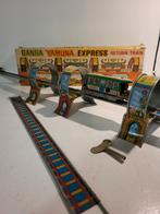 Vintage Blikken Treinbaan met Opwindtrein, Compleet met Doos, Ophalen of Verzenden, Gebruikt