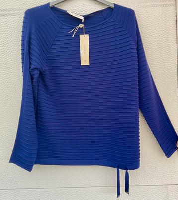 Monari! Nieuwe prachtige blauwe trui, kaartje €70. mt 42. 44 beschikbaar voor biedingen