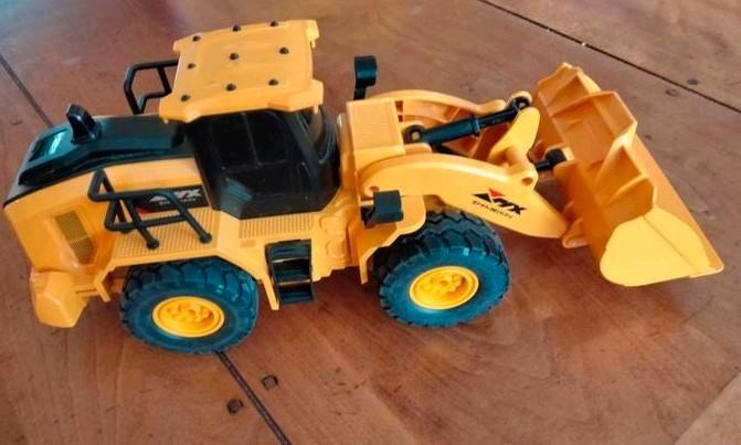 Speelgoed Shovel van metaal en kunststof., Kinderen en Baby's, Speelgoed | Speelgoedvoertuigen, Gebruikt, Ophalen of Verzenden