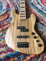 Rikkers Classicline PJ5 en meer, Muziek en Instrumenten, Snaarinstrumenten | Gitaren | Bas, Ophalen of Verzenden, Zo goed als nieuw