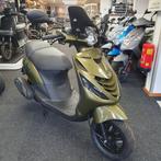 Piaggio Zip 45km 4t 2018 kickstart brom smoke full options, Ophalen, Maximaal 45 km/u, Zip, Zo goed als nieuw