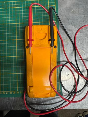 Fluke 179 True RMS Multimeter beschikbaar voor biedingen
