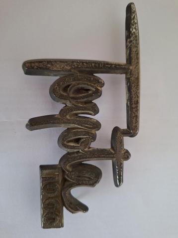 Toyota 1000 embleem / batch  beschikbaar voor biedingen