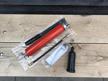 Vetspuit nieuw beschikbaar voor biedingen