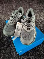 ADIDAS OZWEEGO NIEUW, Adidas, Overige typen, Nieuw, Ophalen of Verzenden