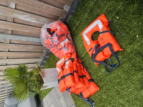 Reddingsvesten: nooit gebruikt! Volwassen&kindermaten, Watersport en Boten, Watersportkleding, Zo goed als nieuw, Reddingsvest of Zwemvest