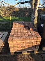 Gratis op te halen 2 pallets (of minder) 10x10cm stenen, Tuin en Terras, Ophalen, Beton, Klinkers