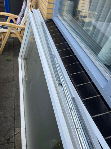 Schermen 200cm bij 100cm beschikbaar voor biedingen