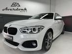 Bmw 1-SERIE 118i M-SPORT 5DRS *Stoelvw/Led/18inch/Shadowline, Auto's, BMW, Te koop, 5 stoelen, Benzine, 3 cilinders