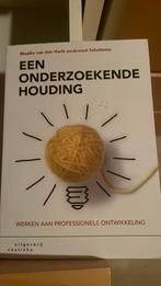 Maaike van den Herik - Een onderzoekende houding, Maaike van den Herik; Arnout Schuitema, Ophalen of Verzenden, Zo goed als nieuw