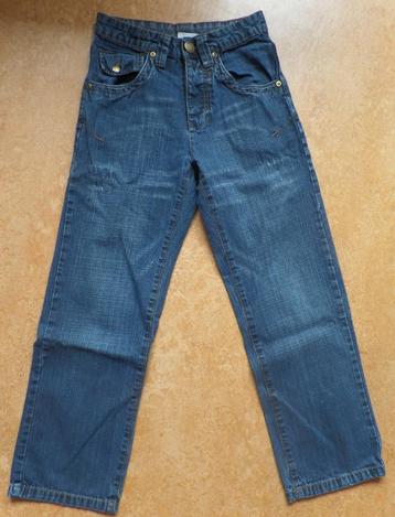 2. Spijkerbroek 152 beschikbaar voor biedingen