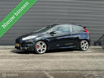 Ford Fiesta 1.6 ST1, Zeer netjes, 2e eigenaar! beschikbaar voor biedingen