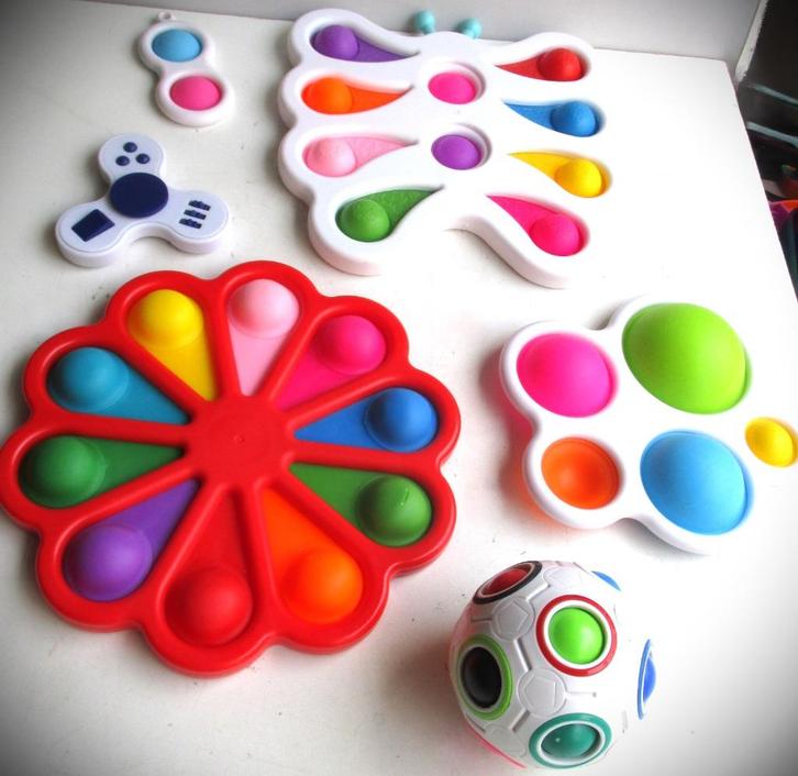 Magic Ball Cubidi~Vlinder~Set~Bloem Fidget toys, Verzamelen, Speelgoed, Zo goed als nieuw, Ophalen of Verzenden