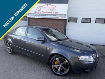 Audi A4 Limo 3.2 FSI Q NAP AUT LEER NAVI XENON INRUIL MOG!!! beschikbaar voor biedingen
