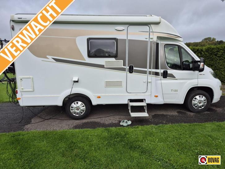 Carado T135, Caravans en Kamperen, Campers, Bedrijf, tot en met 2, Half-integraal, Carado, Diesel, Handgeschakeld, Standaard zit