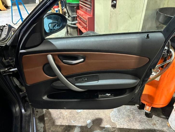 Bruin lederen, leer interieur BMW 1-serie E87, Auto-onderdelen, Interieur en Bekleding, BMW, Gebruikt, Ophalen of Verzenden