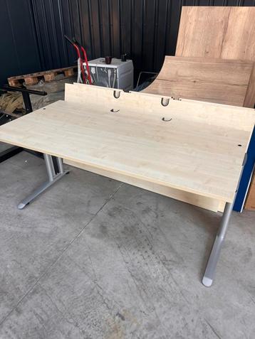 Bureau 160x90cm (3x)
