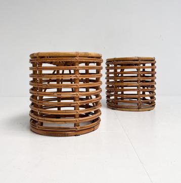 Set van 2 rotan designkrukjes van Tito Agnoli, 1960's beschikbaar voor biedingen