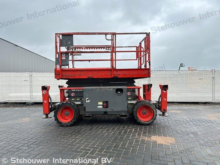 Skyjack SJ6832RT hoogwerker 4x4 Diesel SJ6832 SJ 6832 RT, Zakelijke goederen, Machines en Bouw | Liften, Steigers en Ladders
