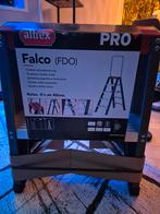 Altrex Falco pro+, Doe-het-zelf en Verbouw, Ladders en Trappen, Ophalen of Verzenden, Nieuw