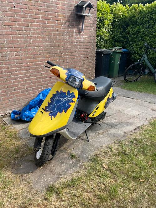 Honda vision, zonder kenteken en papieren, Fietsen en Brommers, Brommers | Honda, Gebruikt, Overige modellen, Maximaal 45 km/u