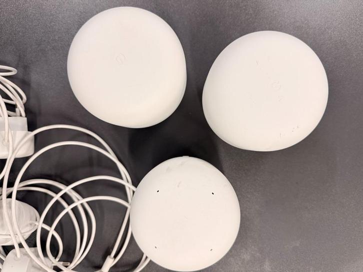 Google Nest Wifi set 2 routers+1 point (mesh Wi-Fi systeem), Computers en Software, Routers en Modems, Gebruikt, Router, Ophalen of Verzenden