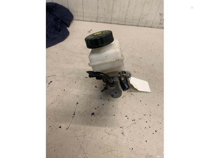 Rempomp van een Toyota Avensis, Auto-onderdelen, Remmen en Aandrijving, Toyota, Gebruikt, 3 maanden garantie, Ophalen of Verzenden