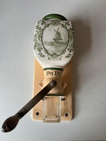 PeDe koffiemolen beschikbaar voor biedingen