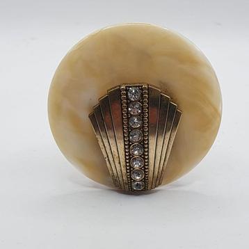 Art Deco broche beschikbaar voor biedingen