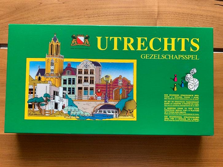 Utrechts Gezelschapsspel (Future Toys 2002), Hobby en Vrije tijd, Gezelschapsspellen | Bordspellen, Zo goed als nieuw, Drie of vier spelers