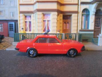 Ford Granada Mk.2 - Herpa rood-oranje beschikbaar voor biedingen